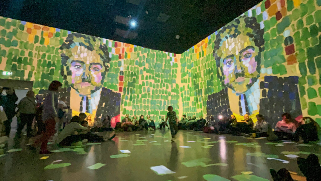 Frameless  immersive art - colour in motion 